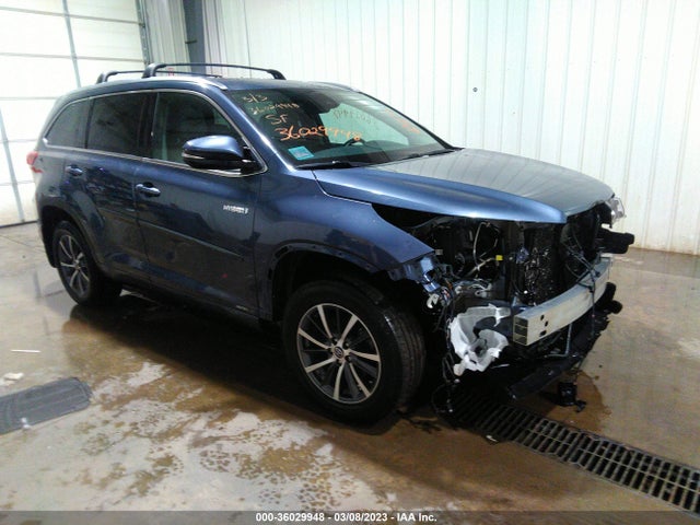 2017 Toyota Highlander, VIN: 5TDJGRFH8HS026338