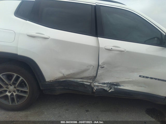 3C4NJCBBXJT272028 Jeep Compass Latitude