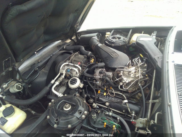 1987 ROLLS-ROYCE SILVER SPUR VIN: SCAZN02A7HCX21836