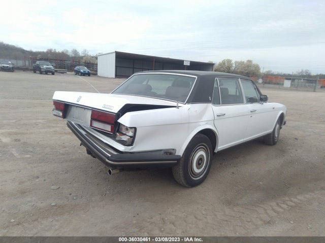 1987 ROLLS-ROYCE SILVER SPUR VIN: SCAZN02A7HCX21836