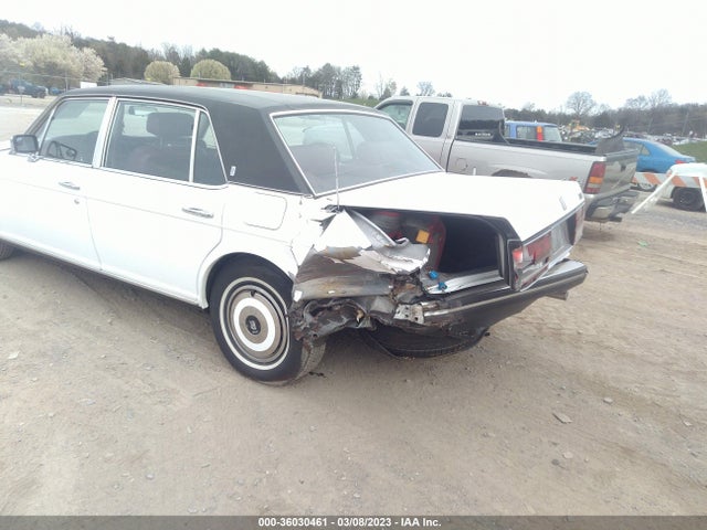 1987 ROLLS-ROYCE SILVER SPUR VIN: SCAZN02A7HCX21836