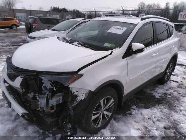 2017 Toyota RAV4, VIN: JTMRFREV4HJ708966