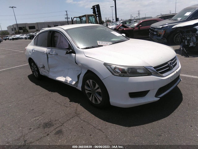 2015 1HGCR2F3XFA172668 main image