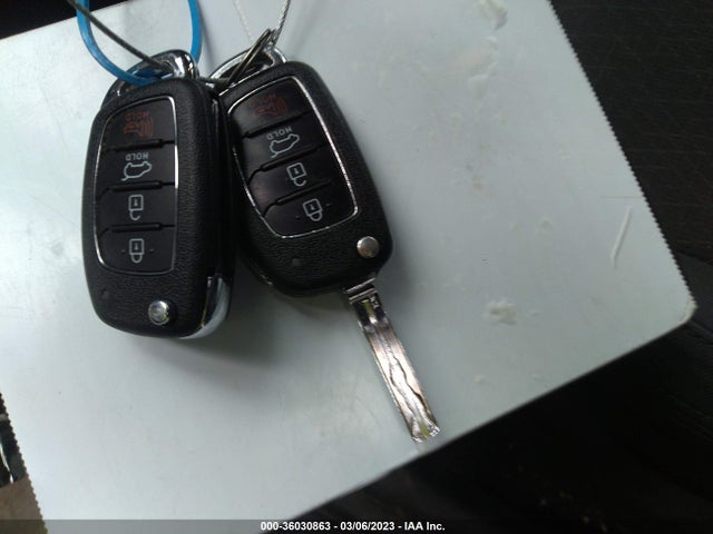 Hyundai TUCSON SE 2017 KM8J23A40HU407463 Image 3