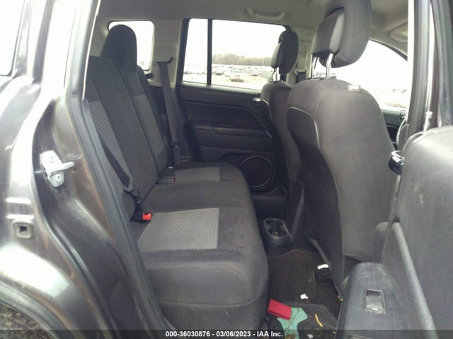 1C4NJDBB0GD657313 Jeep Compass Sport