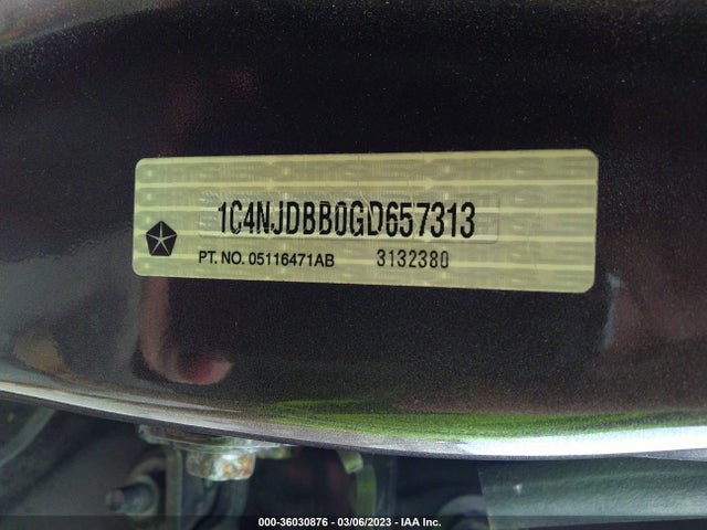 1C4NJDBB0GD657313 Jeep Compass Sport