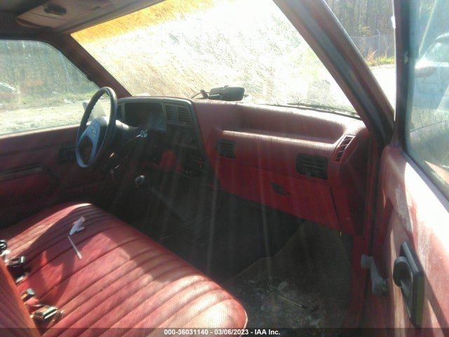 1992 FORD RANGER VIN: 1FTCR10A8NUB78935