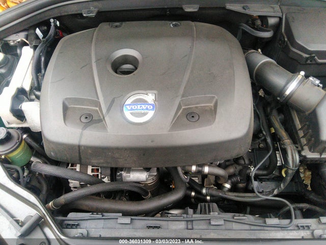 2015 VOLVO XC60 T5 DRIVE-E PREMIER VIN: YV440MDK0F2669027