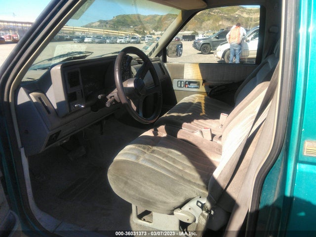 1993 CHEVROLET GMT-400 C1500 VIN: 1GCDC14K2PZ234057