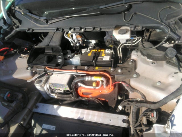 Tesla Model Y Long Range 2022 7SAYGDEE0NF329674 Image 10