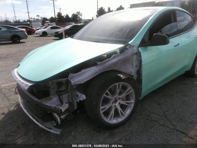 Tesla Model Y Long Range 2022 7SAYGDEE0NF329674 Image 6