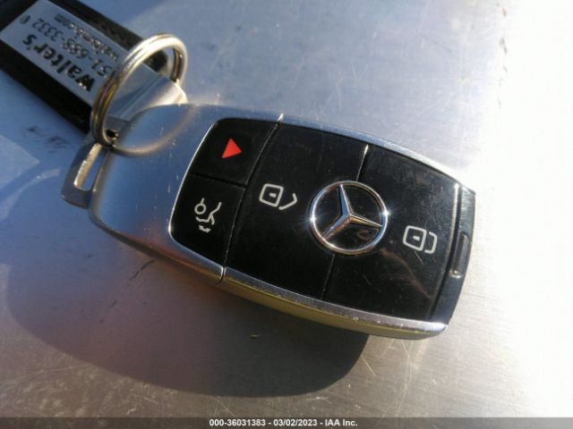 WDDUG8DBXJA397323 Mercedes-Benz S-class S 560