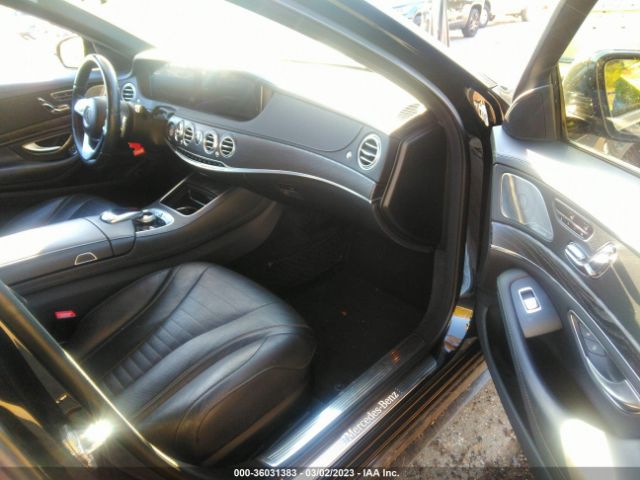 WDDUG8DBXJA397323 Mercedes-Benz S-class S 560