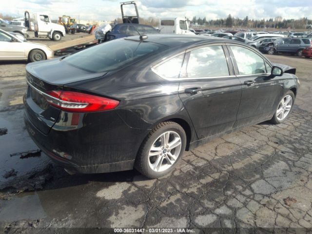 3FA6P0H7XJR133640 Ford FUSION SE