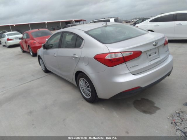 KNAFX4A82G5450700 KIA FORTE EX