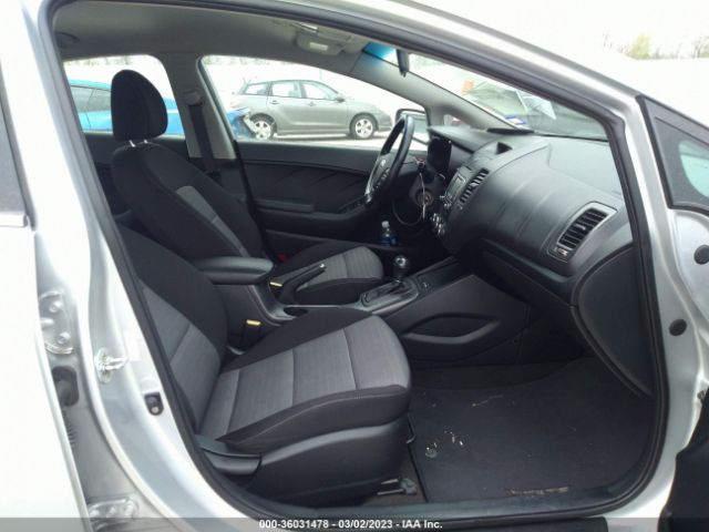 KNAFX4A82G5450700 KIA FORTE EX