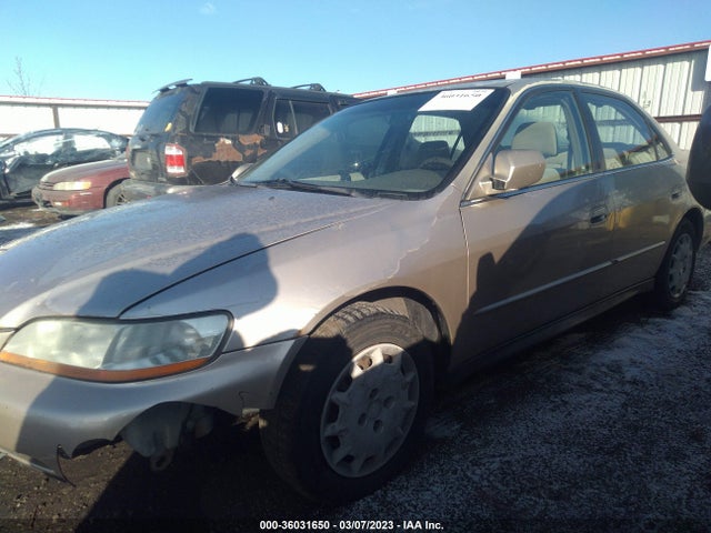 2002 HONDA ACCORD SDN LX VIN: JHMCG56442C001233