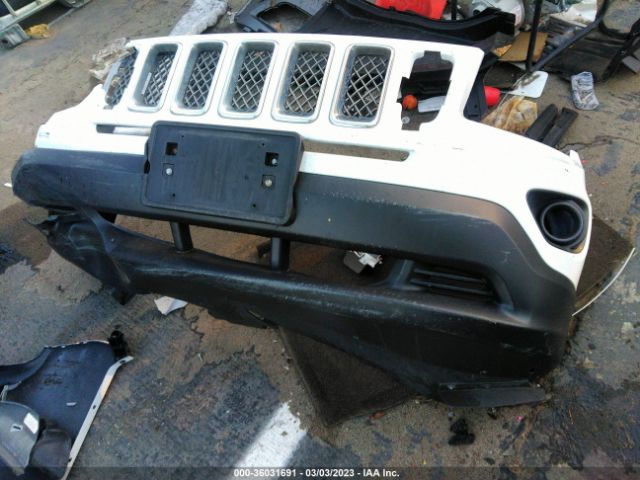 1C4NJCEA2GD575516 Jeep Compass Latitude