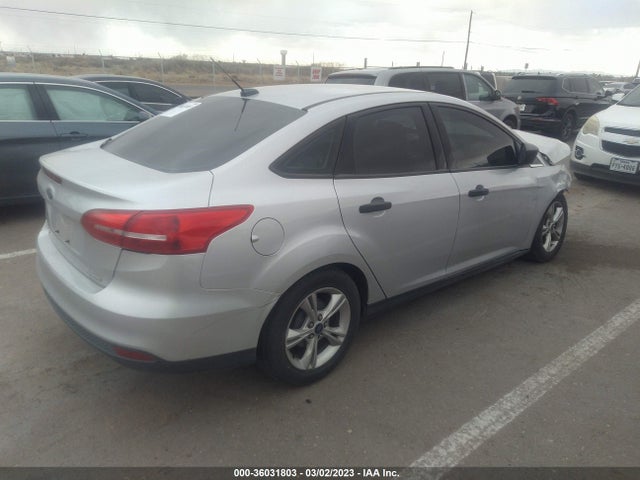 Ford FOCUS S 2016 1FADP3E22GL315597 Image 4
