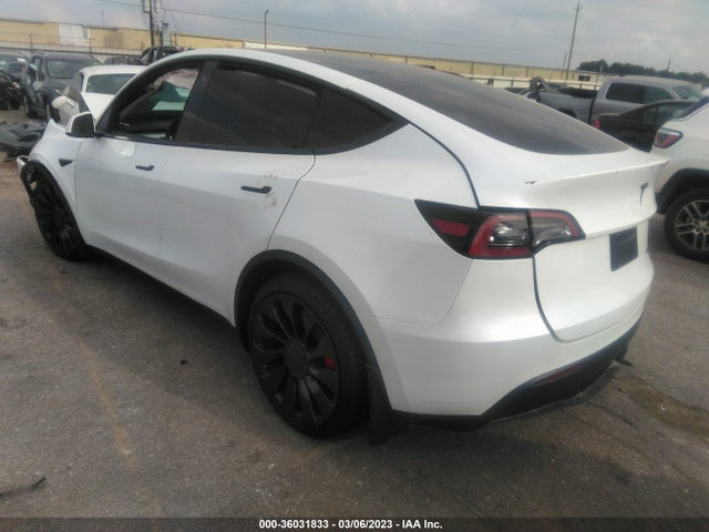 Tesla Model Y Performance 2023 7SAYGDEF3PF588459 Image 3