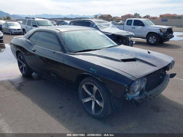 2C3CDZAG5KH649572 - Dodge Challenger Sxt 2019