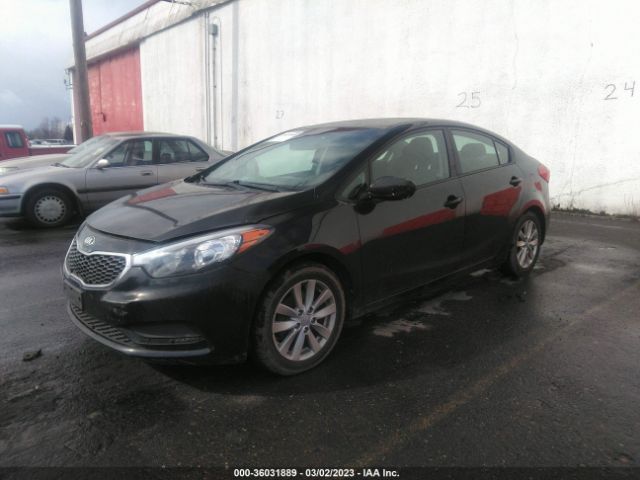 KNAFX4A62E5203933 KIA FORTE LX