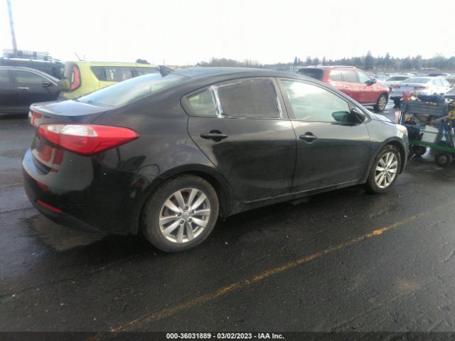 KNAFX4A62E5203933 KIA FORTE LX