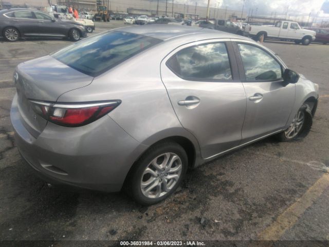 3MYDLBZV3GY109380 Scion IA