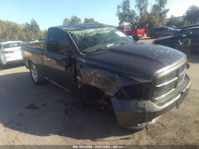 RAM 1500 Express 2016 3C6JR6AT1GG225000 Image 1