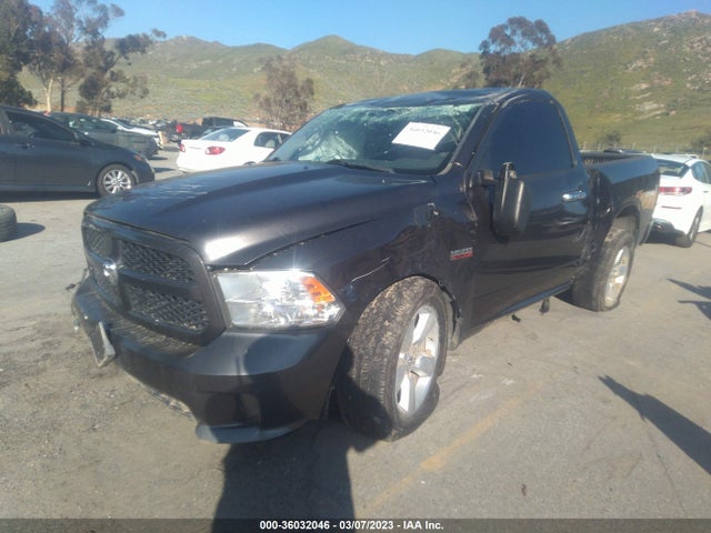 RAM 1500 Express 2016 3C6JR6AT1GG225000 Image 2