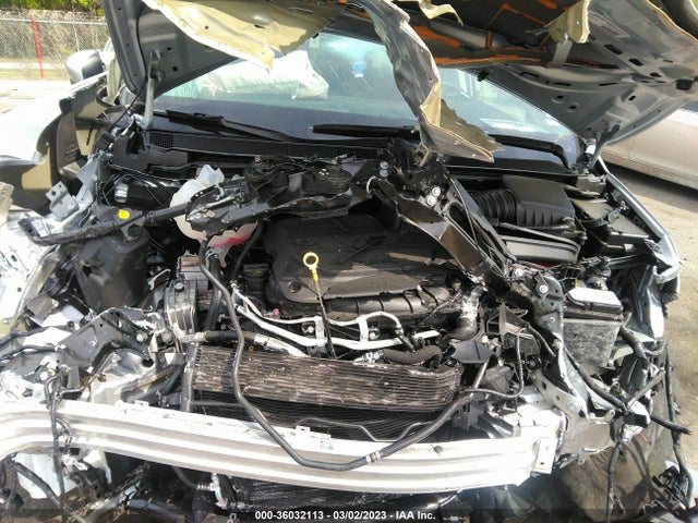 2C4RC1CG0NR215601 Chrysler Voyager Lx