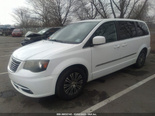 2C4RC1HG9ER108989 Chrysler Town & Country S
