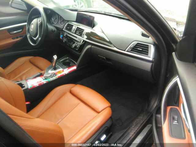 WBA8A3C52GK690421 BMW 3 Series 320i Xdrive