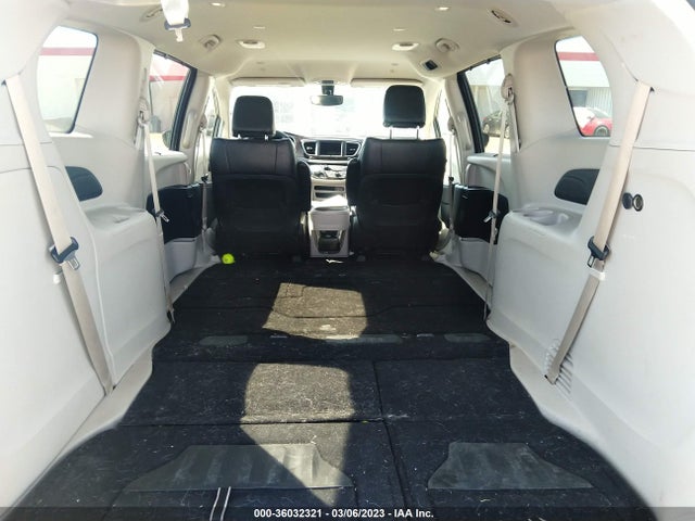 Chrysler Voyager Lxi 2020 2C4RC1DG3LR176840 Image 4