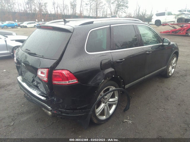 WVGEF9BP9GD011368 Volkswagen Touareg