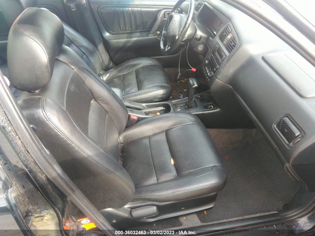1999 INFINITI G20 VIN: JNKCP11A6XT009721
