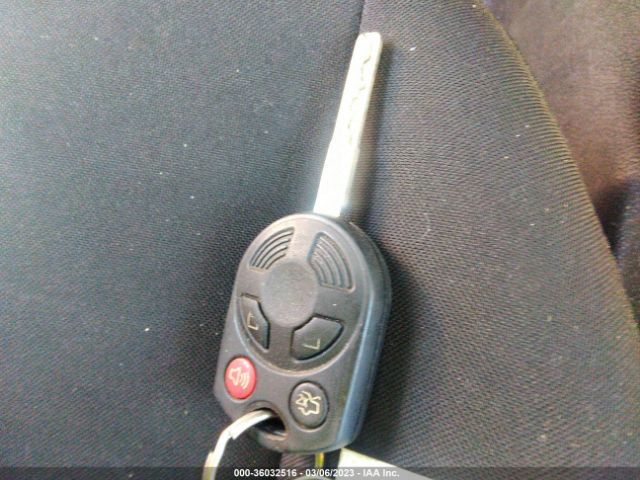 1FADP3K28GL384802 Ford FOCUS SE