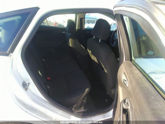 1FADP3K28GL384802 Ford FOCUS SE