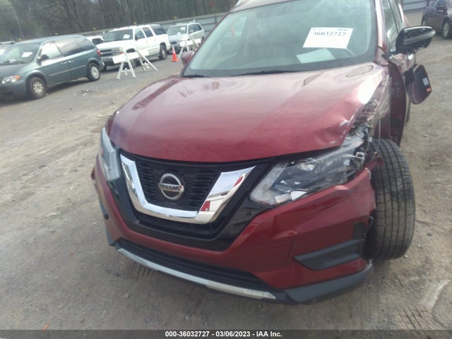 2018 Nissan Rogue, VIN: 5N1AT2MT1JC767640