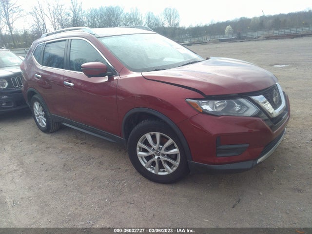 2018 Nissan Rogue, VIN: 5N1AT2MT1JC767640
