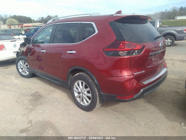 2018 Nissan Rogue, VIN: 5N1AT2MT1JC767640