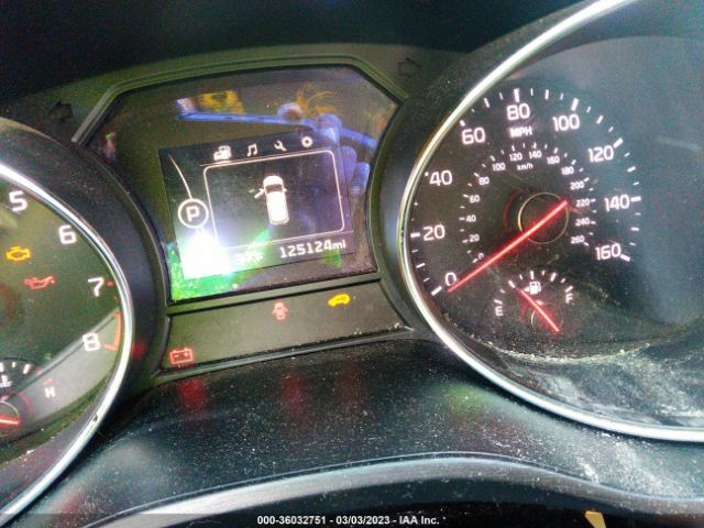 KNDMB5C13G6211746 KIA SEDONA LX