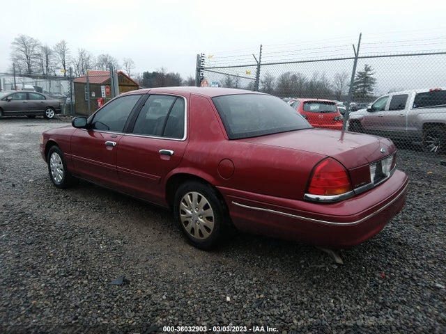 2002 FORD CROWN VICTORIA STANDARD VIN: 2FAFP73W82X135915
