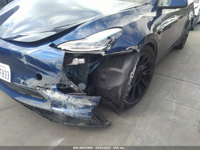 Tesla Model Y Long Range 2021 5YJYGAEE0MF270197 Image 7