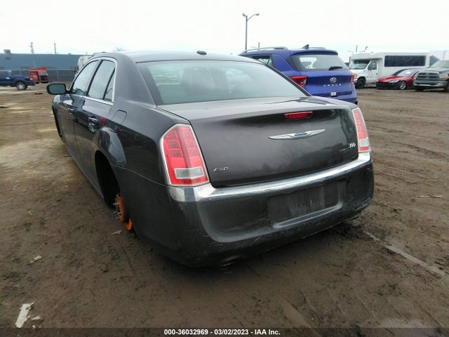 Chrysler 300 2014 2C3CCARG8EH381470 Image 3