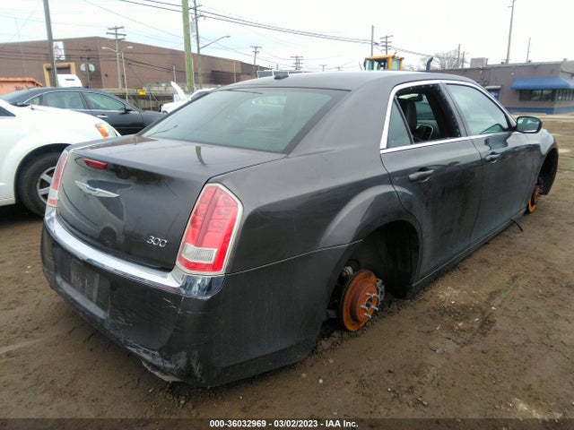 Chrysler 300 2014 2C3CCARG8EH381470 Image 4
