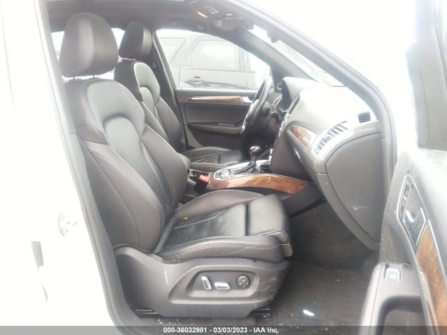 WA1D7AFP8GA141033 Audi Q5 Premium Plus
