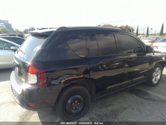 1C4NJCEA9GD636618 Jeep Compass Latitude