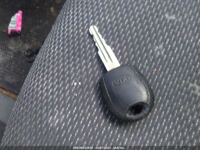 KNADE223696580061 KIA Rio