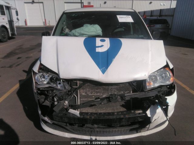 2C4RDGBG6GR124773 Dodge Grand Caravan Se